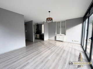  Appartement à louer 3 pièces 70 m²