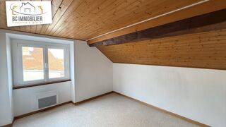  Appartement à louer 4 pièces 91 m²