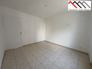  Appartement à louer 2 pièces 47 m²
