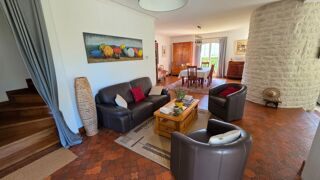  Maison � vendre 8 pi�ces 220 m�