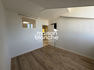  Appartement à louer 2 pièces 32 m²