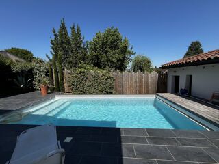  Maison à louer 6 pièces 183 m²