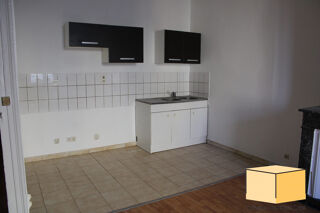  Appartement à louer 3 pièces 77 m²