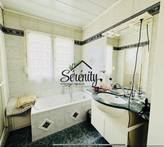  Maison  vendre 6 pices 130 m