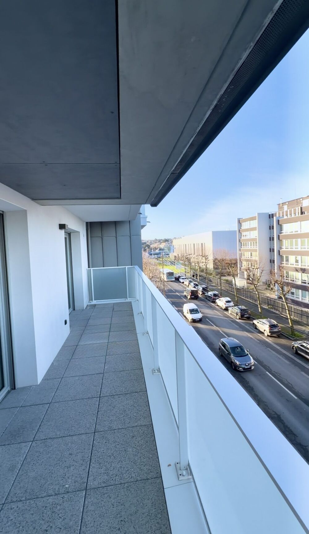 T4 traversant triple terrasse