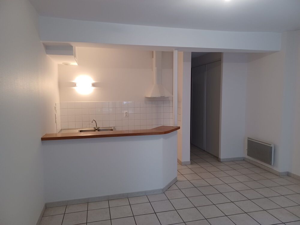 Location Appartement Réalmont centre - Appartement T2 rez-de-chaussée 39m² Réalmont