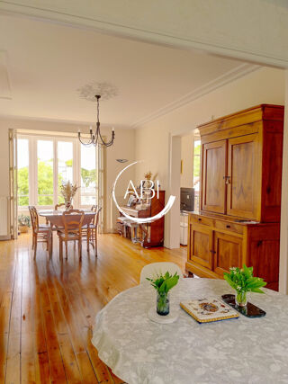  Maison � vendre 8 pi�ces 183 m�