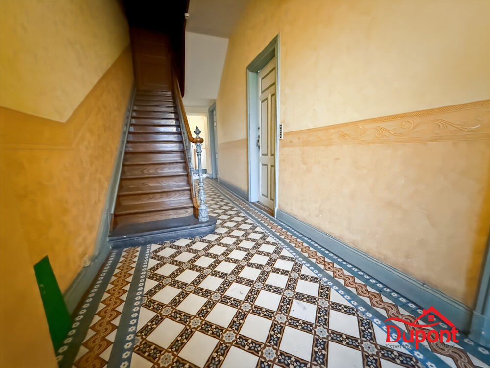 Maison de 200m2 habitable à Givet