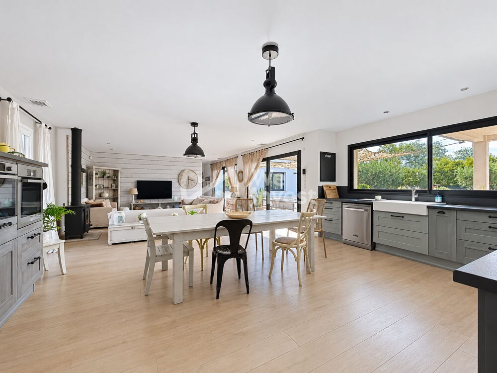 Vente Maison COUP DE COEUR – Villa 160 m² avec piscine, 4 chambres & 971 m Montarnaud