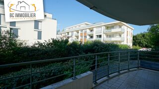  Appartement à louer 4 pièces 112 m²