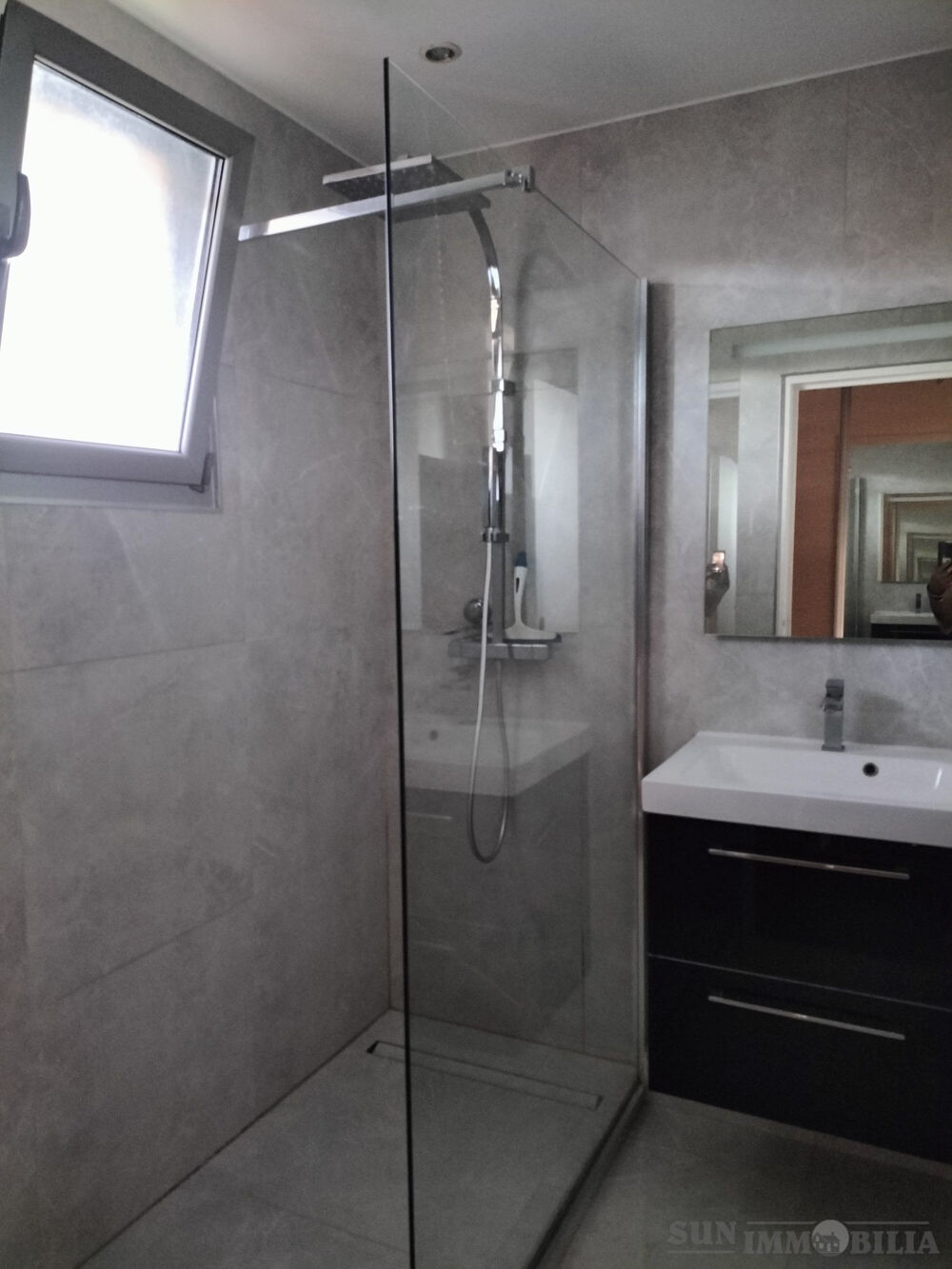 Location Appartement SAINT LAURENT DU VAR - STUDIO Saint-laurent-du-var