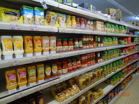 MURS COMMERCIAUX DE SUPERETTE 138500 53000 Laval