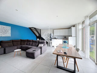  Maison  vendre 4 pices 143 m