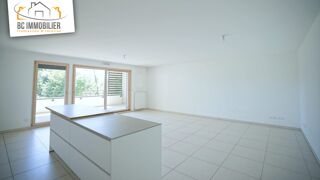  Appartement � louer 4 pi�ces 110 m�