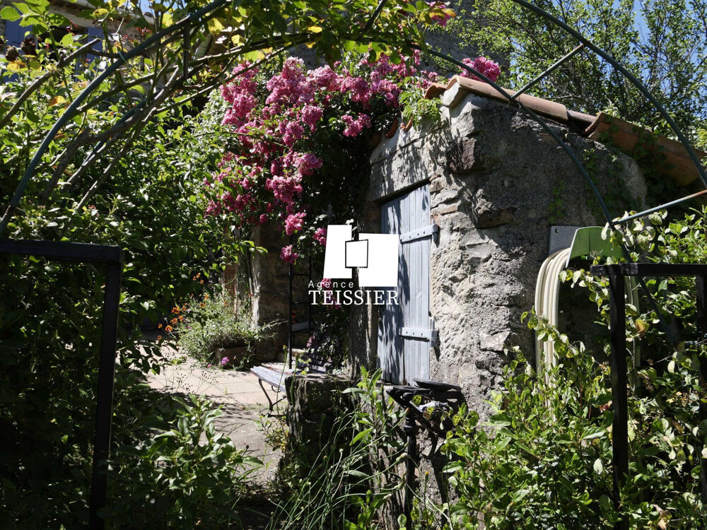 Exclusivité : Sud Ardèche 07460 Banne, maison en pierre indép