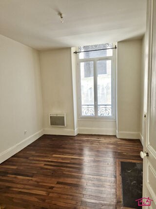  Appartement à louer 3 pièces 62 m²