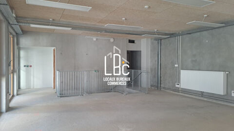   Nantes - A louer local commercial 251,80 M2 