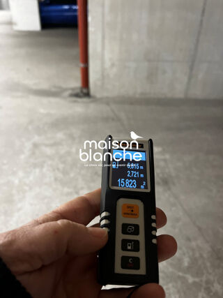  Parking / Garage  vendre 16 m