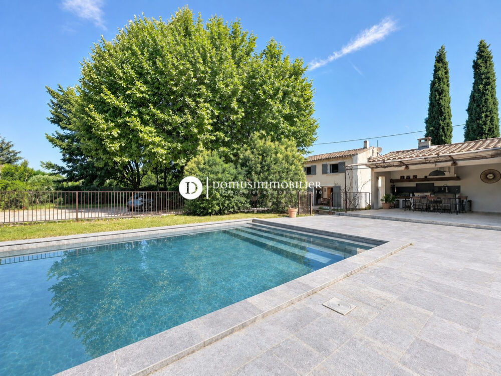 Vente Maison Propriété avec piscine et dépendances Le pontet