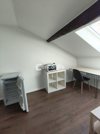  Appartement à louer 1 pièce 13 m²
