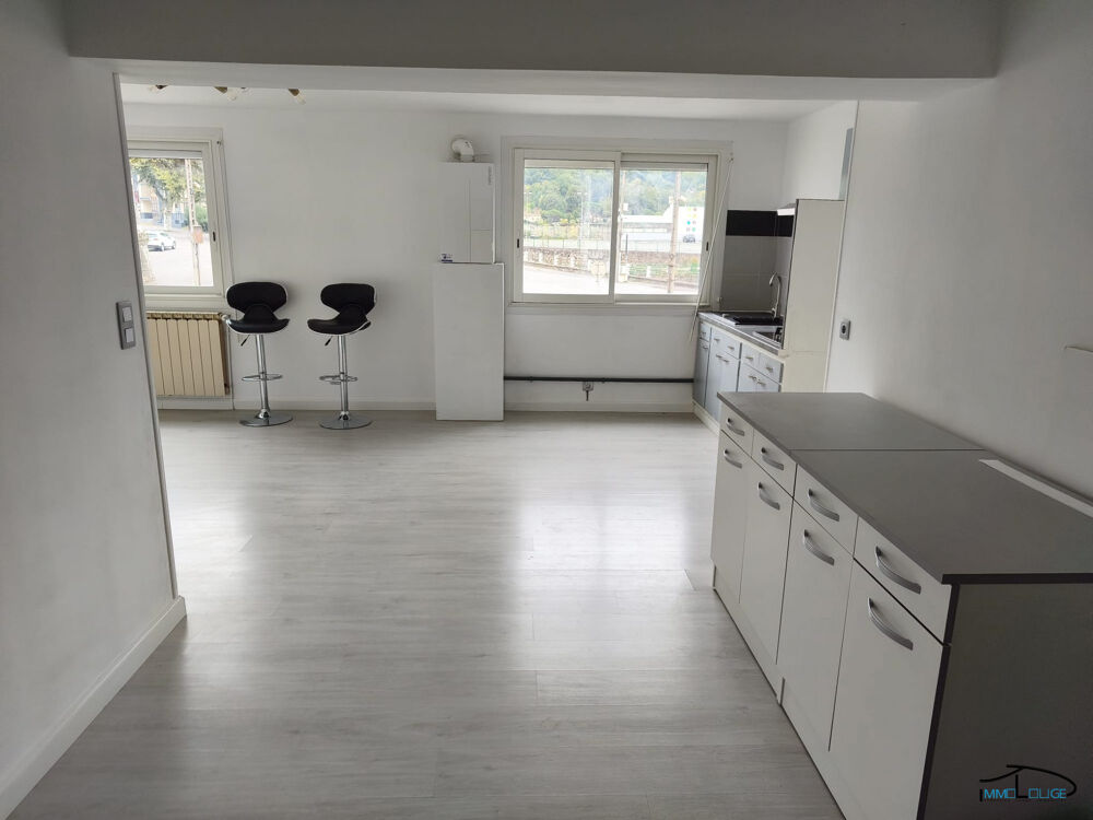 Location Appartement SPACIEUX T3 - centre DECAZEVILLE Decazeville