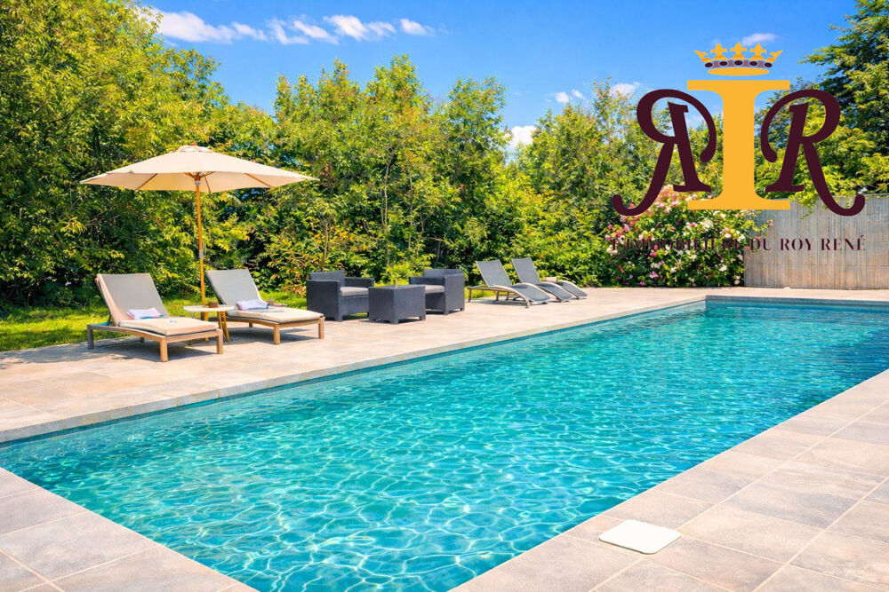 à vendre  Maison Saint-Gilles (30800)