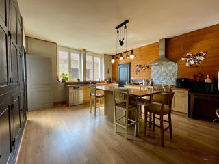  Maison  vendre 5 pices 202 m