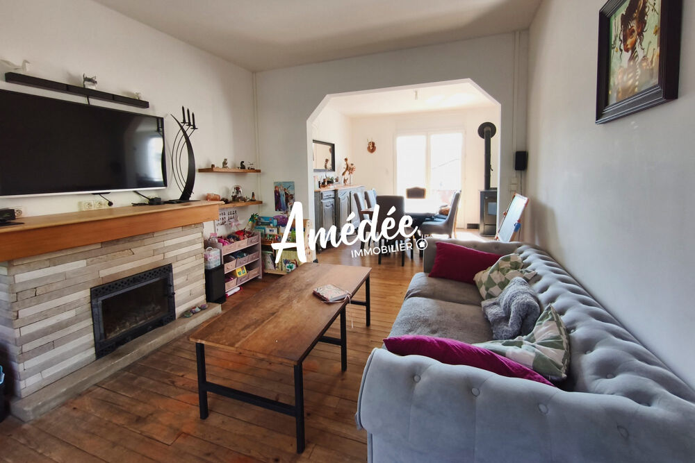 Vente Maison A vendre à Saint-Céré : Villa T5 rénovée, terrasse et jard Saint-céré