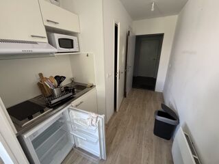  Appartement à louer 1 pièce 21 m²