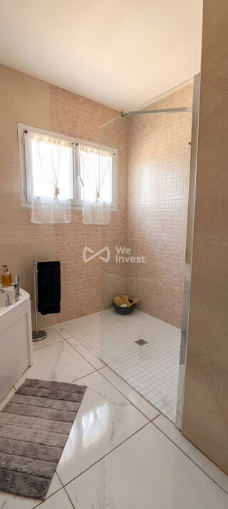  Maison à vendre 7 pièces 323 m²