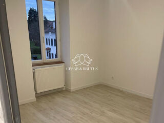  Immeuble � vendre 150 m� Chauffailles