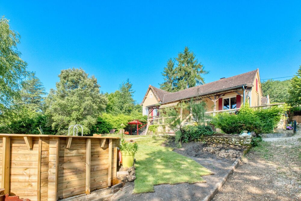 Investissement rare en Périgord Noir  Maison principale et m