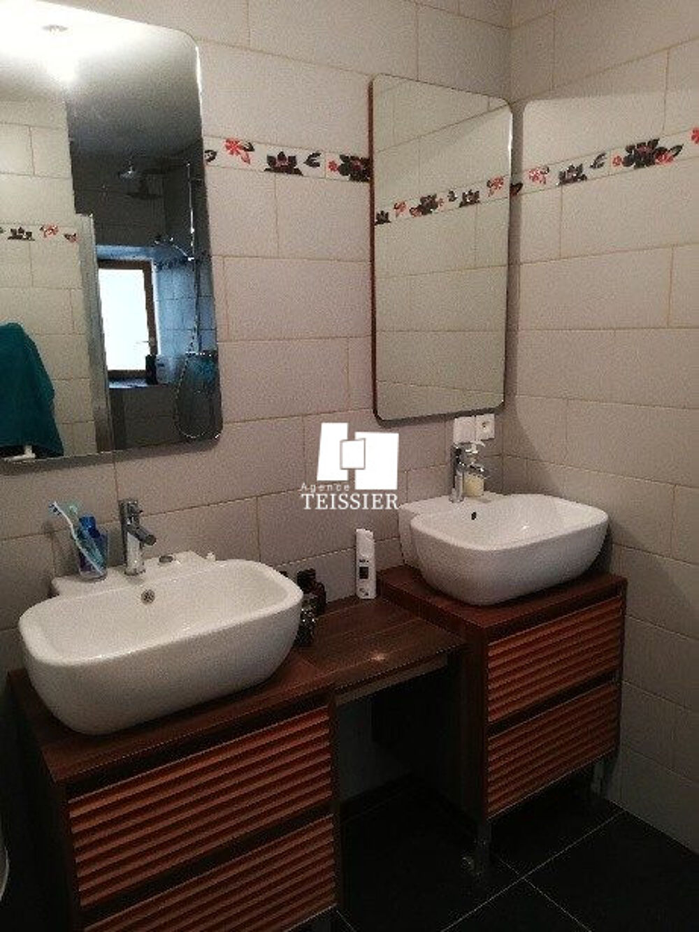 Vente Appartement Exclusivité : Les Vans centre historique, appartement lumineux Les vans