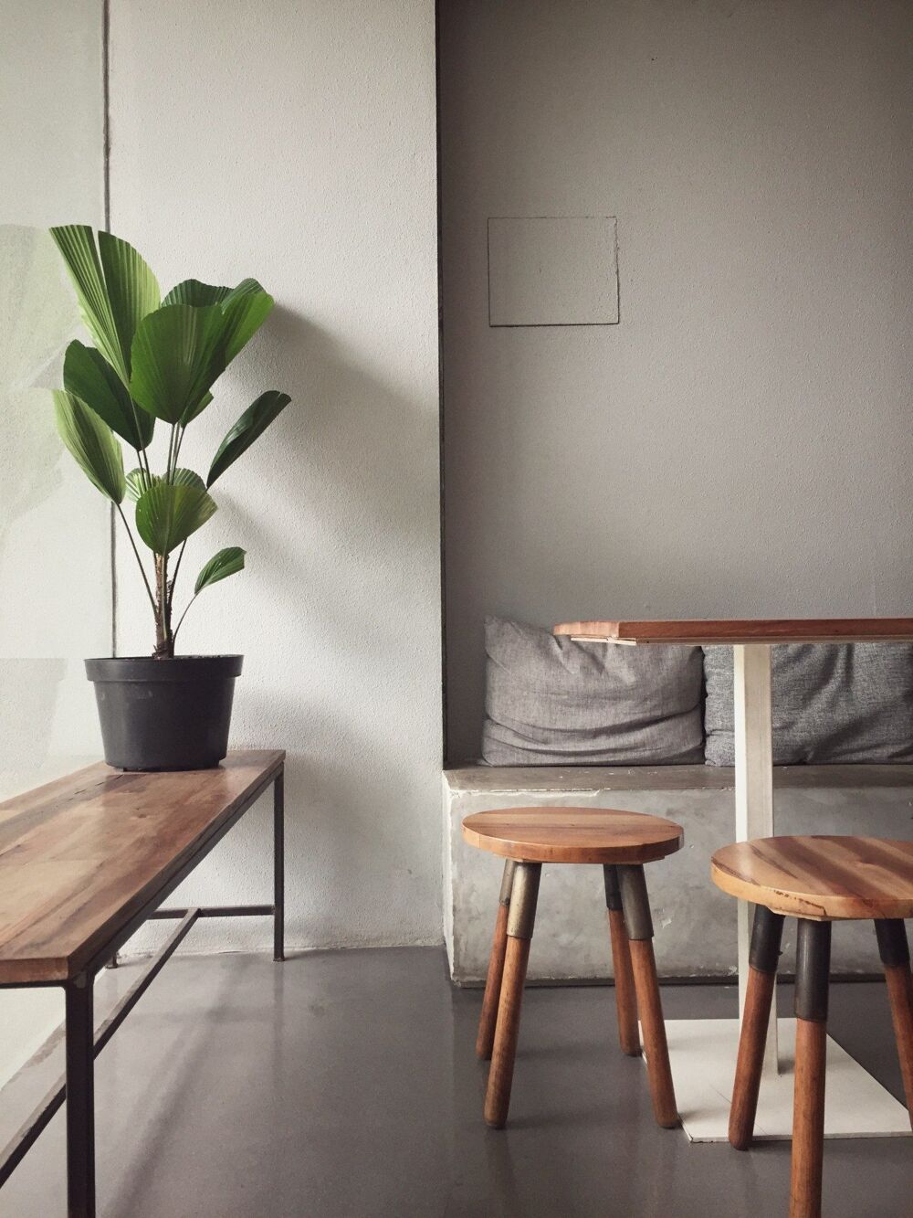   BUREAU A VENDRE EN VEFA - 270 m² DIVISIBLES AVEC BALCON - VISIB 