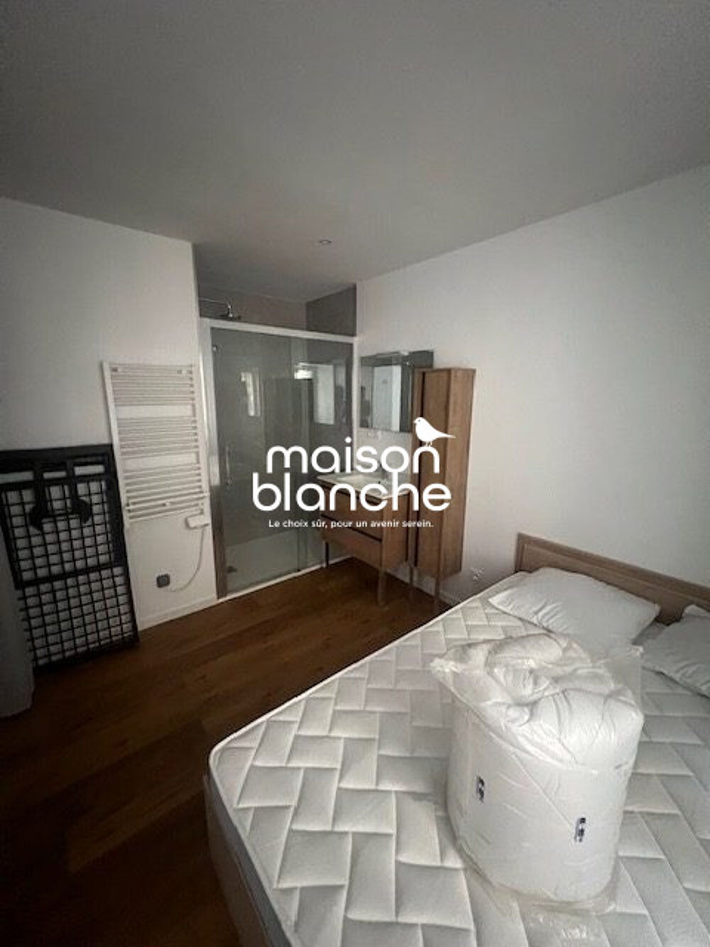 Location Appartement Studio meublé ST MAIXENT Saint-maixent-l'École