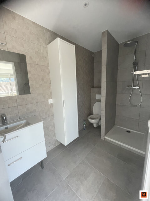  Appartement � louer 1 pi�ce 29 m� Thiers