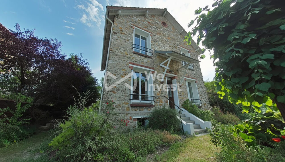 BEAUCHAMP  AUTHENTIQUE MEULIÈRE INDÉPENDANTE  696 m² DE