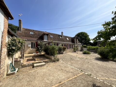   Maison de campagne avec 4.4HA prairie et bois ! Maison - 7 pi�ce(s) - 136 m�