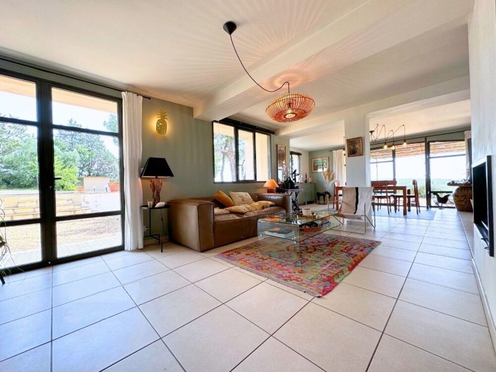 � vendre  Maison P�zenas (34120)