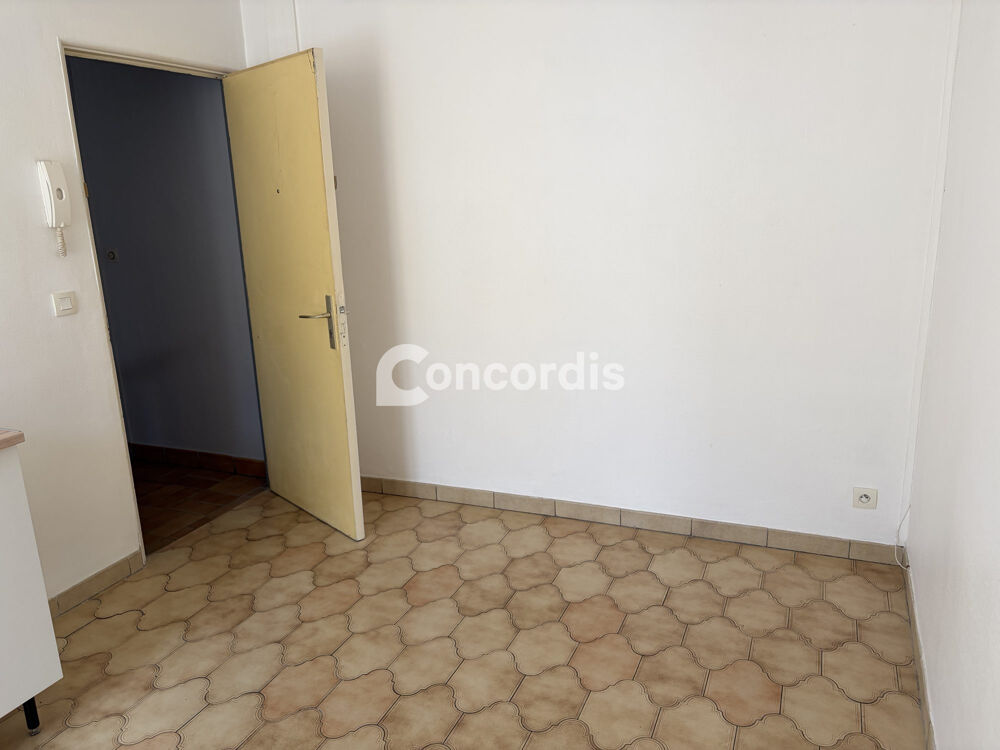 Location Appartement Reims – Rue du Dr Thomas | T2 meublé 34,64 m² | 500 € CC Reims