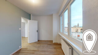  Appartement � vendre 4 pi�ces 80 m�