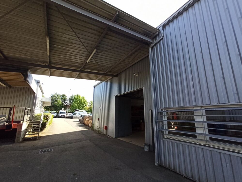   Dépôt à vendre à proximité de LIMOGES ! 