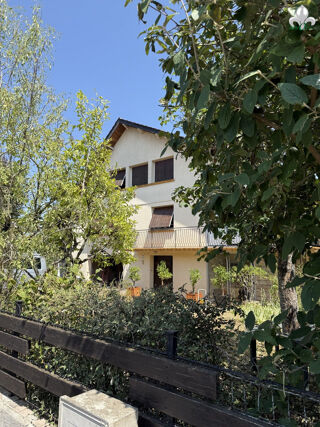  Maison à vendre 8 pièces 200 m²