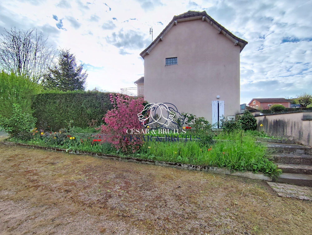 Maison 7 pièces 199 m² · à Marcigny · 199 m² · 178 000 €
