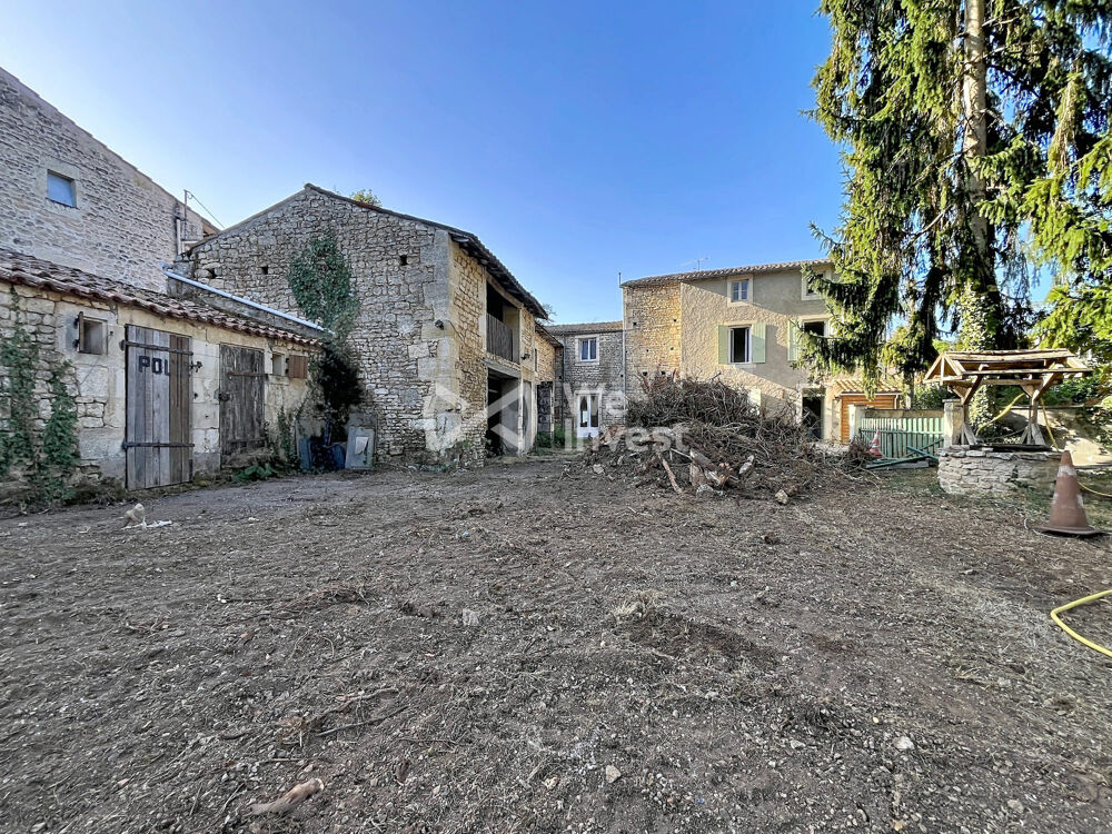 Vente Maison Maison en pierre avec dépendances – 162 m² La crèche