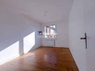  Appartement � vendre 5 pi�ces 79 m�