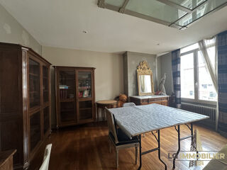  Appartement à louer 4 pièces 109 m²