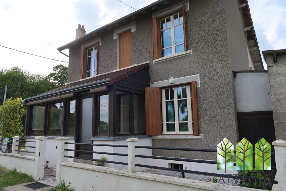 Vente Maison BELLE MAISON HABITABLE DE SUITE AVEC 2 ATELIERS, GARAGE, JARDIN Moutier-malcard