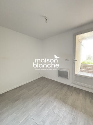  Immeuble � vendre 136 m�