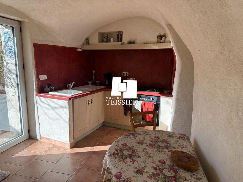 Vente Maison Ardèche sud : 07140 Les Vans, Maison de village avec cour Les vans